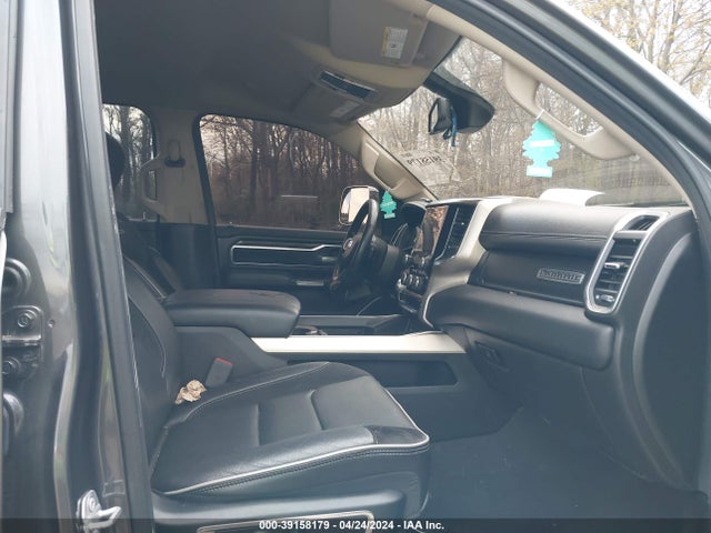 RAM 1500 Laramie  4x4 5'7 Box 2019 1C6SRFJT0KN511781 Image 5