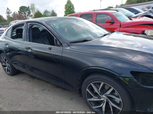7JRA22TK2KG003288 Volvo S60 T6 Momentum