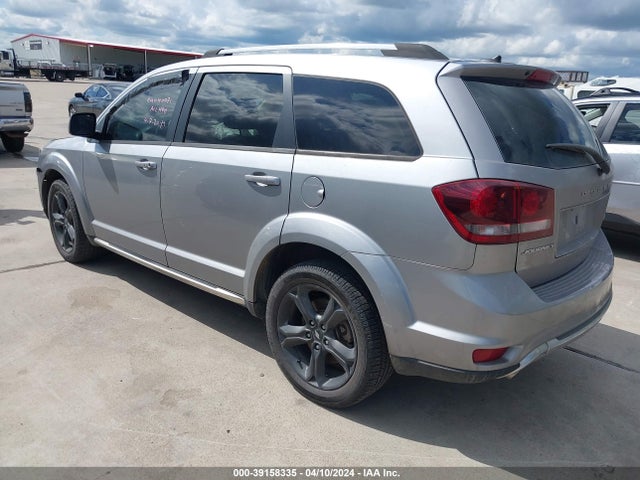 3C4PDCGG2JT335563 Dodge Journey Crossroad