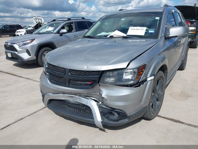 3C4PDCGG2JT335563 Dodge Journey Crossroad