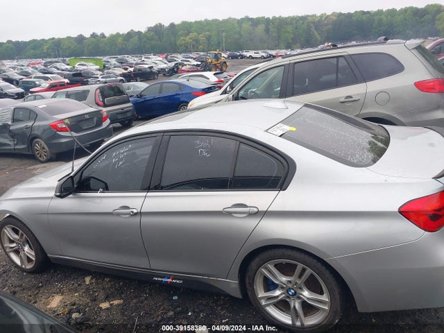 BMW 340i 2016 WBA8B3G55GNT62478 Image 14