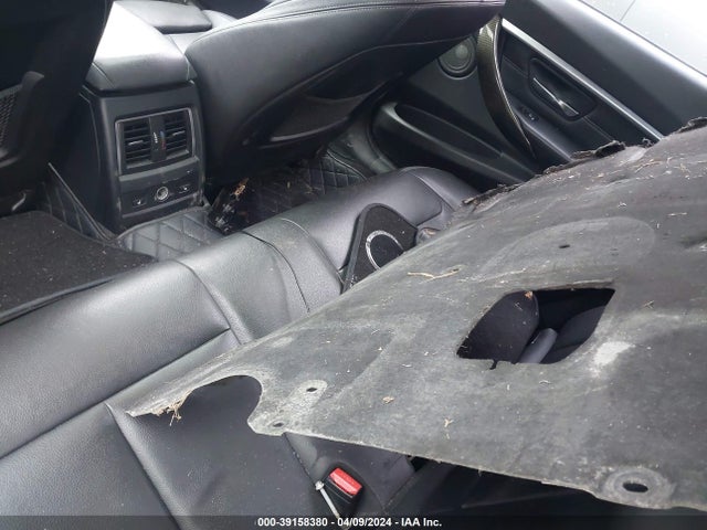 BMW 340i 2016 WBA8B3G55GNT62478 Image 8