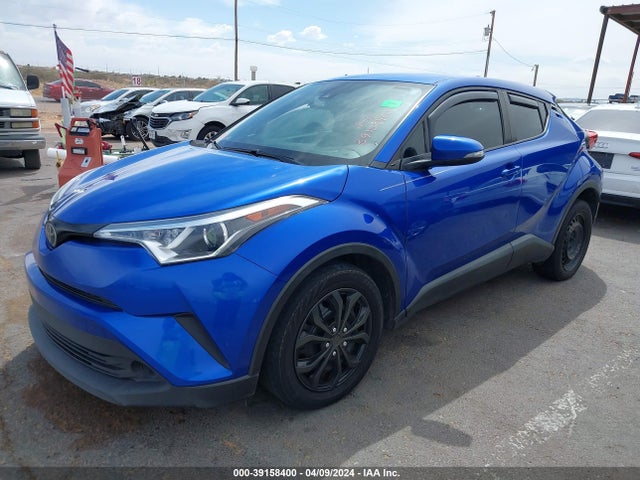 Toyota C-HR LE 2019 NMTKHMBX9KR075961 Image 2