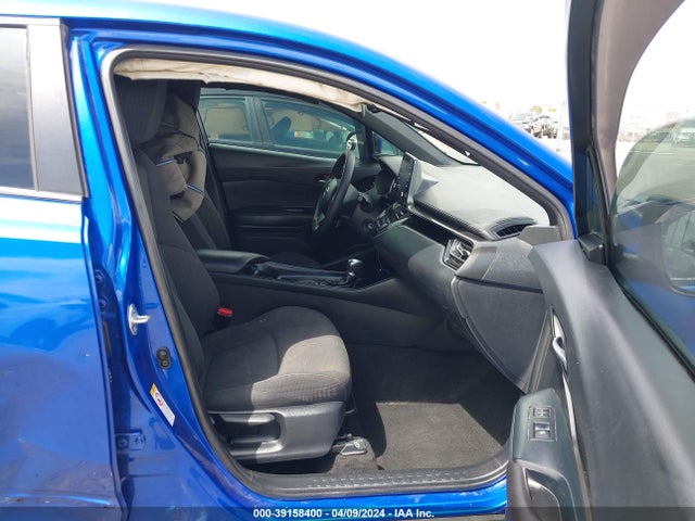 Toyota C-HR LE 2019 NMTKHMBX9KR075961 Image 5