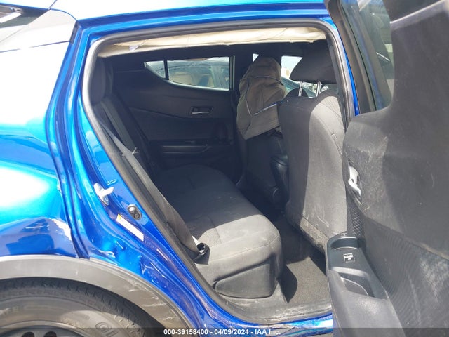 Toyota C-HR LE 2019 NMTKHMBX9KR075961 Image 8
