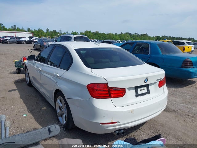 BMW 328I 2014 WBA3A5G53ENP32896 Image 3