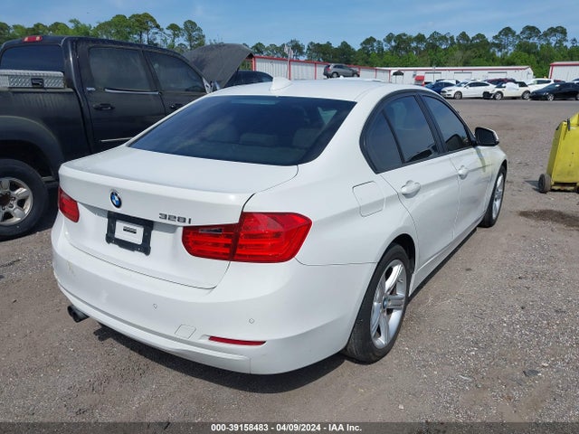 BMW 328I 2014 WBA3A5G53ENP32896 Image 4