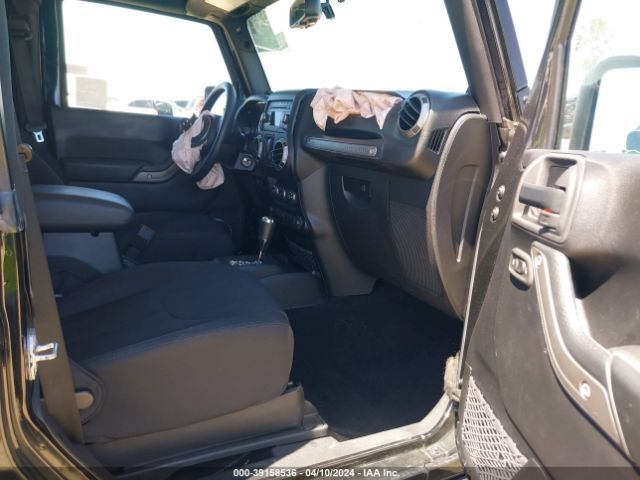 1C4AJWAG4EL157309 Jeep Wrangler Sport