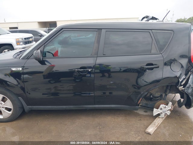 KIA Soul 2016 KNDJN2A22G7853857 Image 15