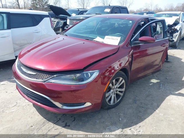 Chrysler 200 Limited 2015 1C3CCCABXFN636169 Image 2