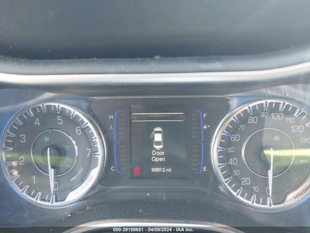 Chrysler 200 Limited 2015 1C3CCCABXFN636169 Image 7