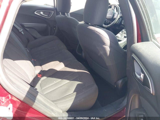 Chrysler 200 Limited 2015 1C3CCCABXFN636169 Image 8