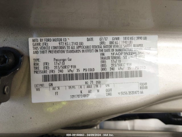 Ford Focus Titanium 2017 1FADP3N22HL314712 Image 9