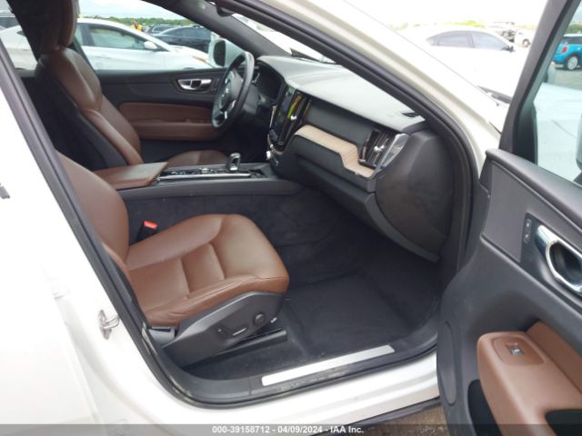 YV4L12DK7N1940179 Volvo Xc60 B5 Momentum