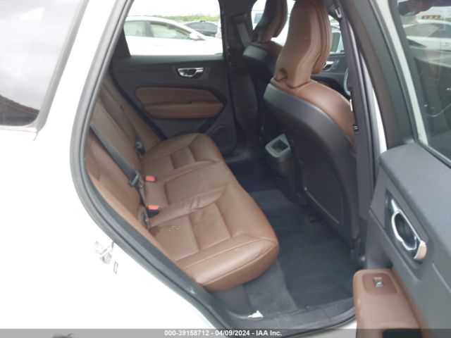 YV4L12DK7N1940179 Volvo Xc60 B5 Momentum