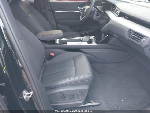 2023 AUDI E-TRON SPORTBACK WA12AAGE3PB024928 Photo 4