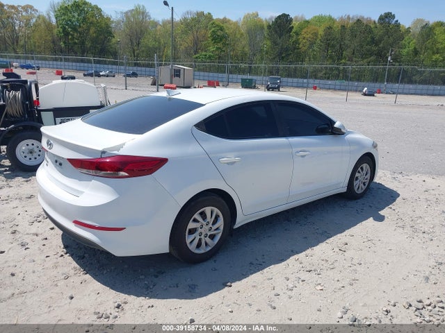 Hyundai ELANTRA SE 2017 5NPD74LF4HH106678 Image 4