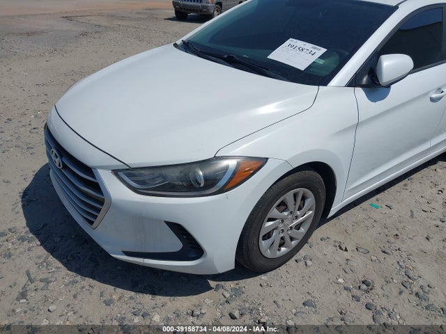 Hyundai ELANTRA SE 2017 5NPD74LF4HH106678 Image 6