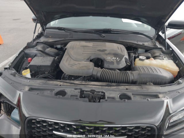 2C3CCAAG6JH151481 Chrysler 300 Touring