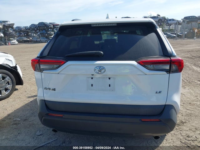 Toyota RAV4 LE 2019 2T3H1RFV1KW036821 Image 16