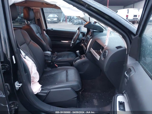 1C4NJCEB2HD186093 Jeep Compass High Altitude Fwd