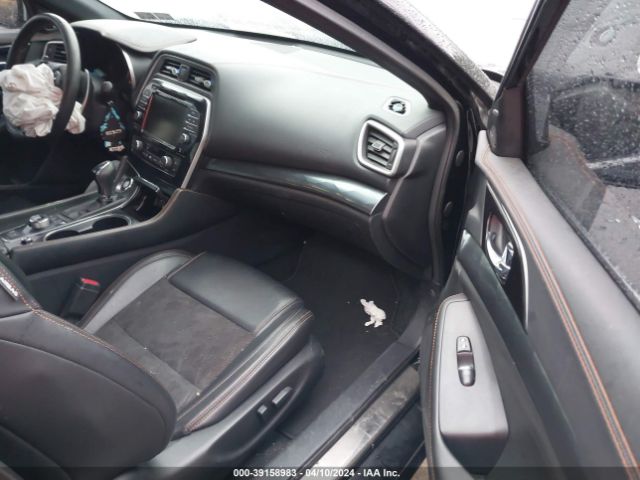 1N4AA6AV2KC380321 Nissan Maxima 3.5 Sr