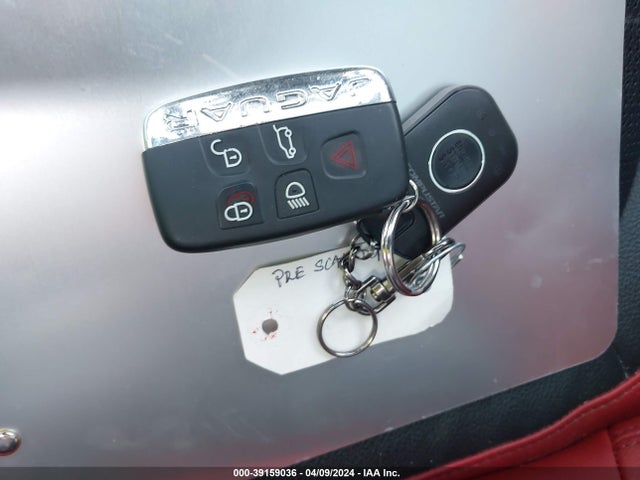 2020 JAGUAR F-PACE SADCM2FV1LA633934 Photo 10