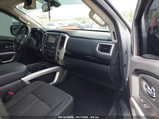 Nissan TITAN SV 2017 1N6AA1E62HN514254 Image 5
