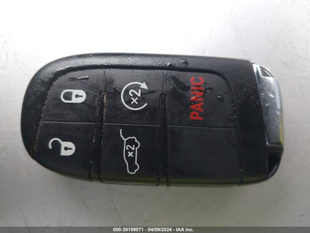 3C4NJCBB2JT233739 Jeep Compass Latitude Fwd
