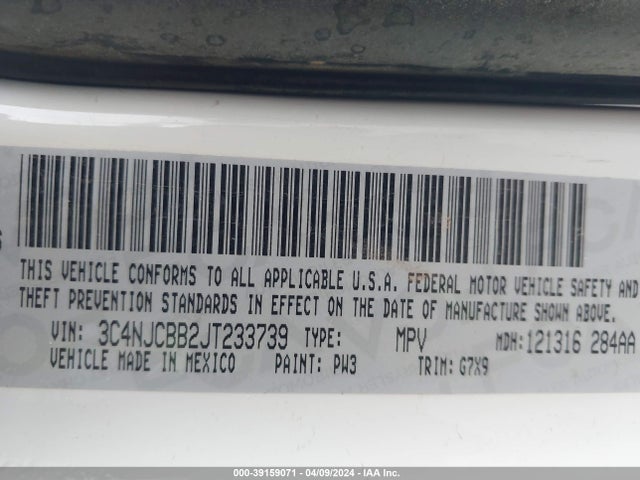 3C4NJCBB2JT233739 Jeep Compass Latitude Fwd