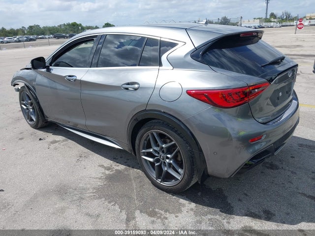 SJKCH5CPXJA047217 Infiniti Qx30 Sport
