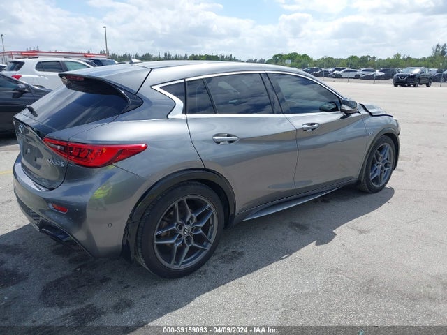 SJKCH5CPXJA047217 Infiniti Qx30 Sport