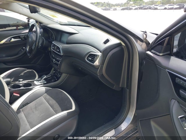 SJKCH5CPXJA047217 Infiniti Qx30 Sport