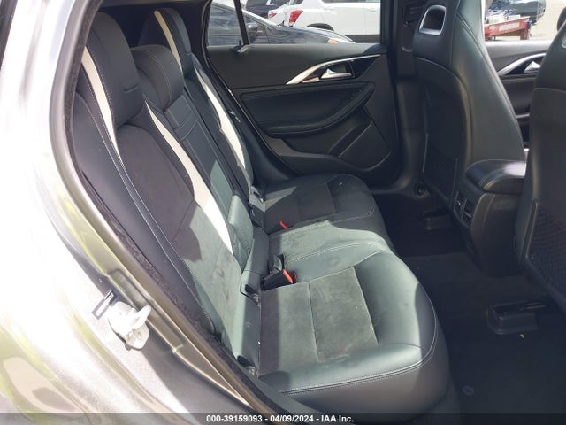 SJKCH5CPXJA047217 Infiniti Qx30 Sport