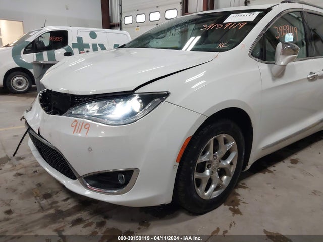 Chrysler Pacifica Limited 2017 2C4RC1GG8HR571695 Image 19