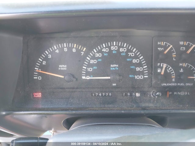Продаж на аукціоні авто 1992 Plymouth Grand Voyager Le, vin: 1P4GH54R9NX185267, номер лоту: 39159134
