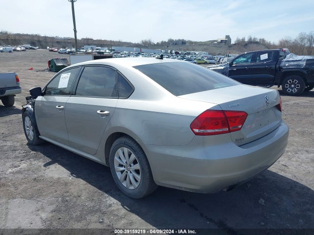 Volkswagen Passat 1.8t Wolfsburg Edition 2014 1VWAT7A33EC084640 Image 3