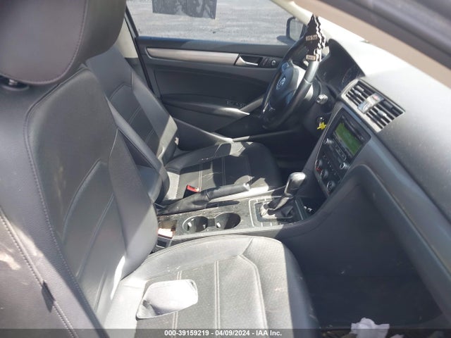 Volkswagen Passat 1.8t Wolfsburg Edition 2014 1VWAT7A33EC084640 Image 5