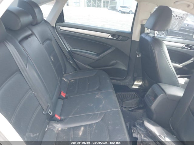 Volkswagen Passat 1.8t Wolfsburg Edition 2014 1VWAT7A33EC084640 Image 8