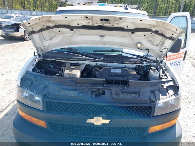 Chevrolet Express 2500 Work Van 2019 1GCWGAFP9K1203191 Image 10