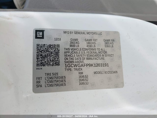 Chevrolet Express 2500 Work Van 2019 1GCWGAFP9K1203191 Image 9