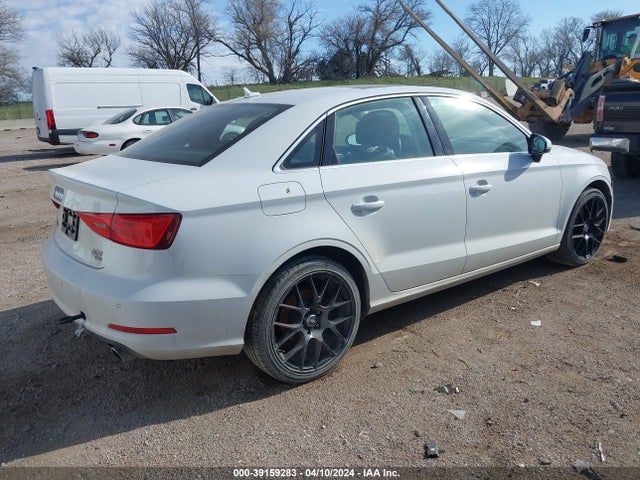 Audi A3 Premium Plus 2015 WAUEFGFF7F1018875 Image 4