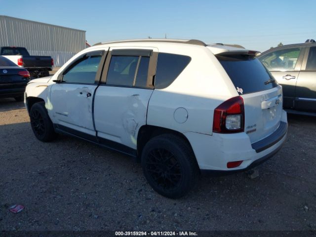 1C4NJDEB3GD626665 Jeep Compass Latitude