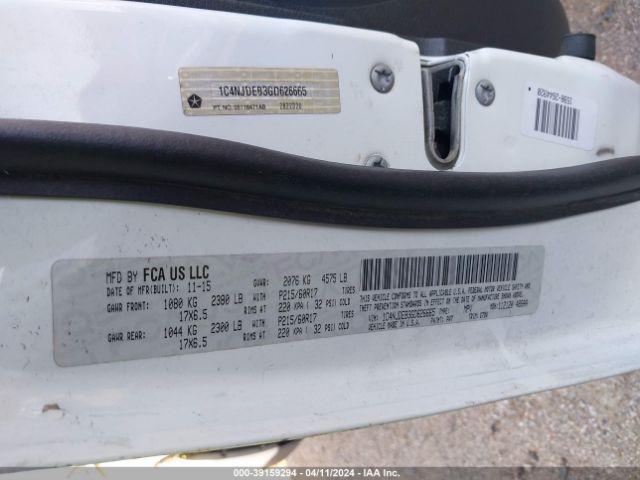 1C4NJDEB3GD626665 Jeep Compass Latitude