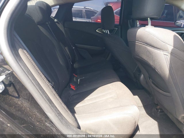 Chrysler 200 Limited 2015 1C3CCCAB5FN717029 Image 8