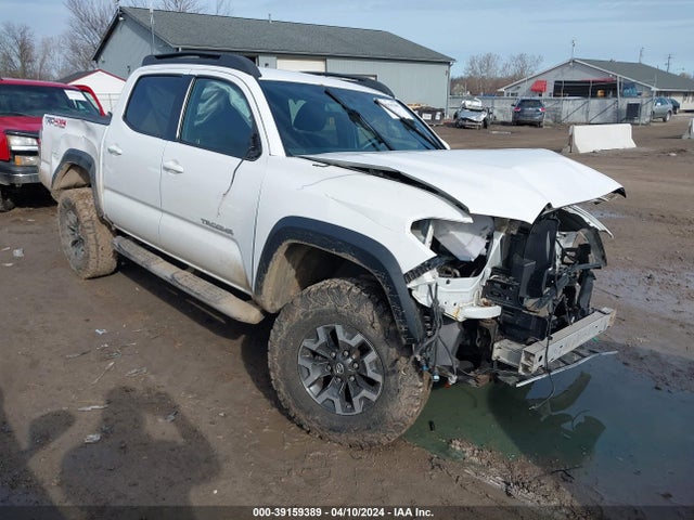 Toyota Tacoma Trd Off Road 2016 5TFCZ5AN6GX011029 zdjęcie główne