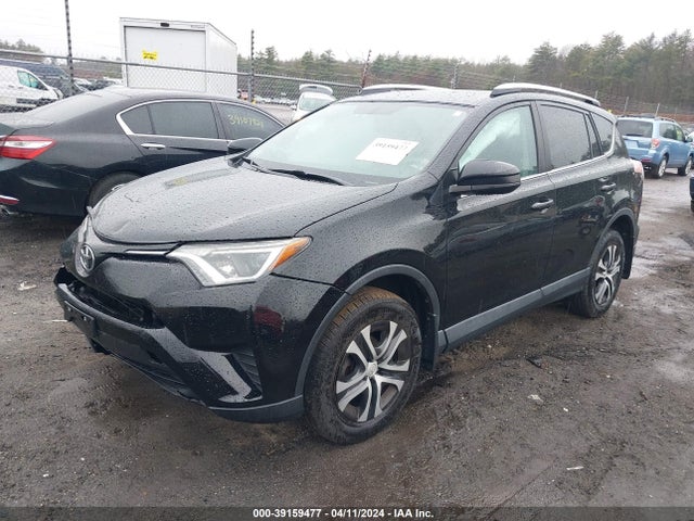 Toyota RAV4 LE 2016 2T3BFREV1GW500853 Image 2