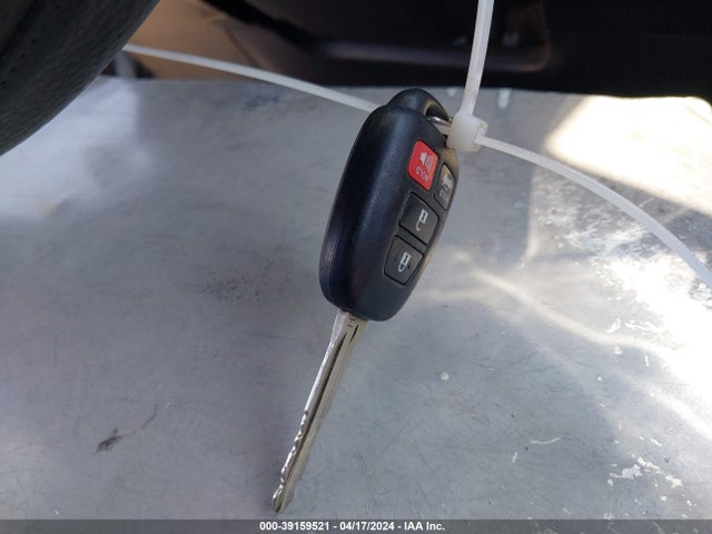 Toyota COROLLA SE 2017 5YFBURHE2HP693270 Image 11