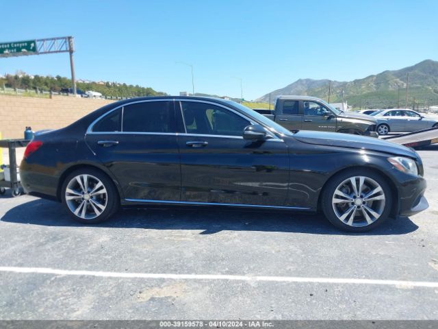 55SWF4JB1GU117242 Mercedes-Benz C 300 Luxury/sport
