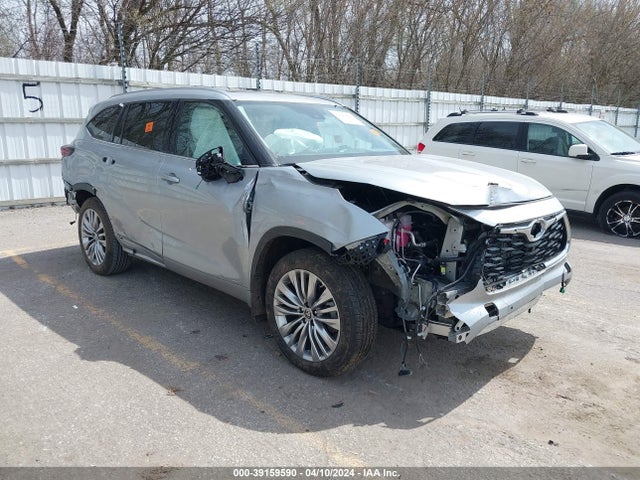 2024 5TDEBRCH4RS608099 main image